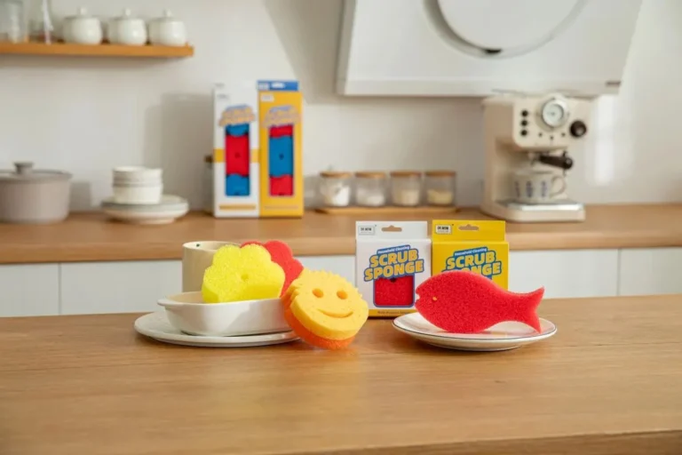What Makes a Scrub Sponge Ideal or Risky for Deep Sink Cleaning